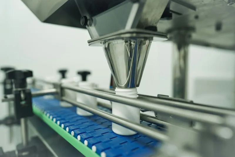 Automated bottle filling production line